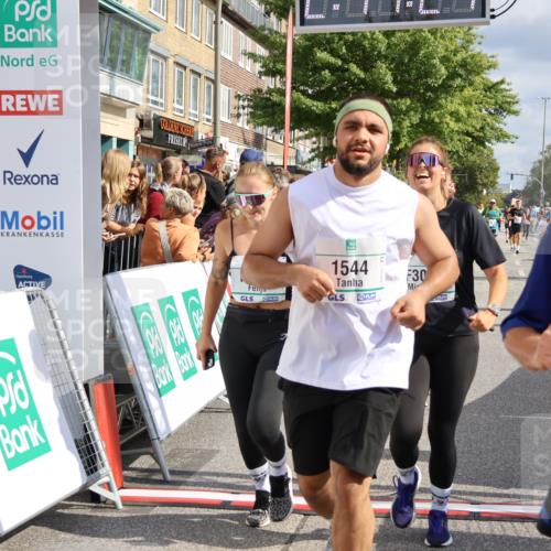 15.09.2024 - PSD Bank Halbmarathon Strokosch-Dieckow http://msf.ph/oto/7092274 15.09.2024 12:15:12 Ziel 798, 972, 1544, 1950, 2390, 2530, 2557, 2573, 3000, 3052, 3168 meine-sportfotos.de