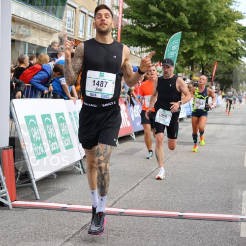 15.09.2024 - PSD Bank Halbmarathon Strokosch-Dieckow http://msf.ph/oto/7092276 15.09.2024 11:28:54 Ziel 425, 431, 585, 830, 889, 893, 905, 915, 929, 1063, 1065, 1103, 1126, 1487, 2603, 3510 meine-sportfotos.de