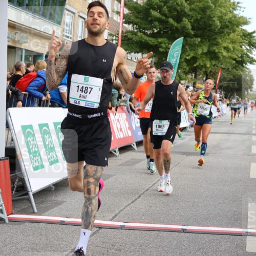 15.09.2024 - PSD Bank Halbmarathon Strokosch-Dieckow http://msf.ph/oto/7092283 15.09.2024 11:28:54 Ziel 425, 431, 585, 830, 889, 893, 905, 915, 929, 1063, 1065, 1103, 1126, 1487, 2603, 3510 meine-sportfotos.de