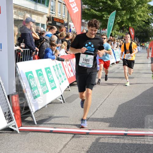 15.09.2024 - PSD Bank Halbmarathon Strokosch-Dieckow http://msf.ph/oto/7092285 15.09.2024 11:43:45 Ziel 750, 1190, 1277, 1299, 1322, 1332, 1377, 1443, 1545, 1653, 1901, 2488, 2565, 2637 meine-sportfotos.de