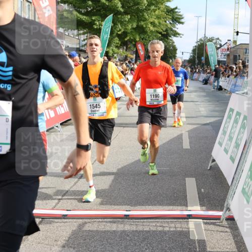 15.09.2024 - PSD Bank Halbmarathon Strokosch-Dieckow http://msf.ph/oto/7092289 15.09.2024 11:43:46 Ziel 750, 1190, 1277, 1299, 1322, 1332, 1377, 1443, 1545, 1653, 1901, 2488, 2565, 2637 meine-sportfotos.de