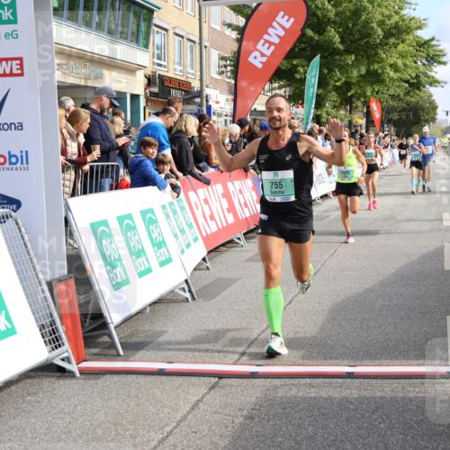 15.09.2024 - PSD Bank Halbmarathon Strokosch-Dieckow http://msf.ph/oto/7092322 15.09.2024 11:37:16 Ziel 730, 755, 924, 925, 938, 1169, 1217, 1359, 1731 meine-sportfotos.de