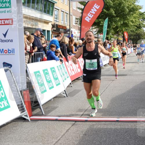 15.09.2024 - PSD Bank Halbmarathon Strokosch-Dieckow http://msf.ph/oto/7092331 15.09.2024 11:37:16 Ziel 730, 755, 924, 925, 938, 1169, 1217, 1359, 1731 meine-sportfotos.de