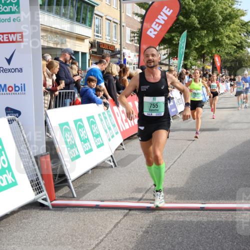 15.09.2024 - PSD Bank Halbmarathon Strokosch-Dieckow http://msf.ph/oto/7092335 15.09.2024 11:37:16 Ziel 730, 755, 924, 925, 938, 1169, 1217, 1359, 1731 meine-sportfotos.de