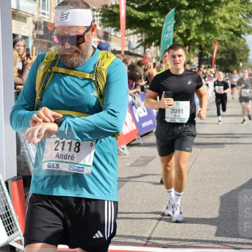 15.09.2024 - PSD Bank Halbmarathon Strokosch-Dieckow http://msf.ph/oto/7092348 15.09.2024 12:15:25 Ziel 1950, 1964, 2091, 2118, 2522, 2530, 3052, 3078, 3080, 3170 meine-sportfotos.de