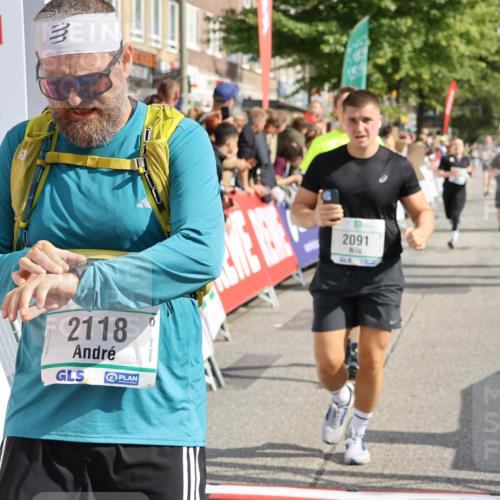 15.09.2024 - PSD Bank Halbmarathon Strokosch-Dieckow http://msf.ph/oto/7092359 15.09.2024 12:15:25 Ziel 1950, 1964, 2091, 2118, 2522, 2530, 3052, 3078, 3080, 3170 meine-sportfotos.de