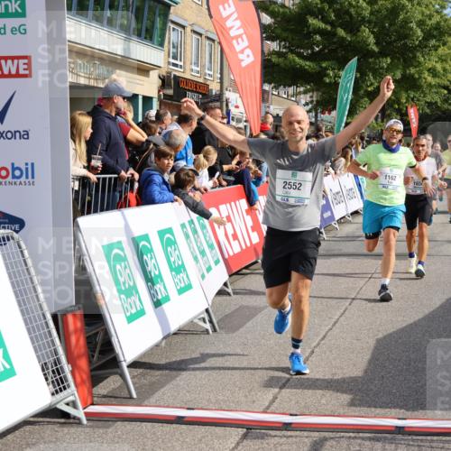 15.09.2024 - PSD Bank Halbmarathon Strokosch-Dieckow http://msf.ph/oto/7092363 15.09.2024 11:43:58 Ziel 750, 1162, 1190, 1272, 1277, 1322, 1411, 1457, 1545, 1650, 1721, 1839, 2552 meine-sportfotos.de