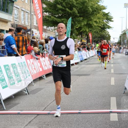 15.09.2024 - PSD Bank Halbmarathon Strokosch-Dieckow http://msf.ph/oto/7092364 15.09.2024 11:29:11 Ziel 443, 707, 708, 733, 736, 915, 1071, 1079, 1095, 1103, 1112, 2620 meine-sportfotos.de