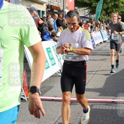 15.09.2024 - PSD Bank Halbmarathon Strokosch-Dieckow http://msf.ph/oto/7092382 15.09.2024 11:44:01 Ziel 750, 1162, 1196, 1272, 1277, 1304, 1398, 1411, 1457, 1650, 1721, 1839, 2552 meine-sportfotos.de