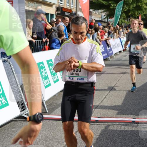 15.09.2024 - PSD Bank Halbmarathon Strokosch-Dieckow http://msf.ph/oto/7092388 15.09.2024 11:44:01 Ziel 750, 1162, 1196, 1272, 1277, 1304, 1398, 1411, 1457, 1650, 1721, 1839, 2552 meine-sportfotos.de