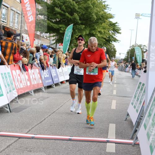 15.09.2024 - PSD Bank Halbmarathon Strokosch-Dieckow http://msf.ph/oto/7092394 15.09.2024 11:29:14 Ziel 443, 707, 708, 733, 736, 1071, 1079, 1095, 1112, 2620 meine-sportfotos.de