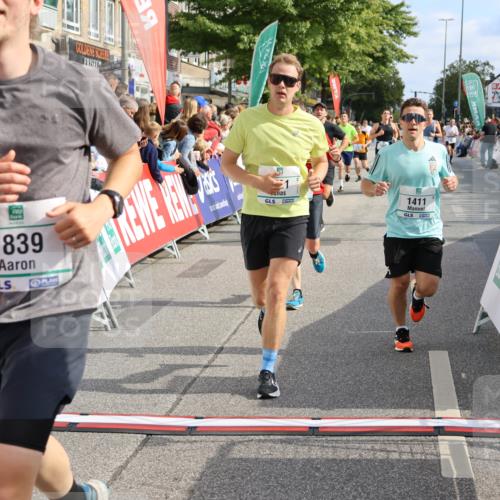 15.09.2024 - PSD Bank Halbmarathon Strokosch-Dieckow http://msf.ph/oto/7092405 15.09.2024 11:44:03 Ziel 717, 1162, 1196, 1246, 1272, 1277, 1304, 1398, 1411, 1457, 1650, 1721, 1839, 2552 meine-sportfotos.de
