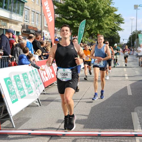 15.09.2024 - PSD Bank Halbmarathon Strokosch-Dieckow http://msf.ph/oto/7092431 15.09.2024 11:44:08 Ziel 717, 720, 950, 1162, 1196, 1246, 1250, 1272, 1304, 1398, 1411, 1457, 1650, 1721, 1771, 1839, 2482, 2552, 2967 meine-sportfotos.de