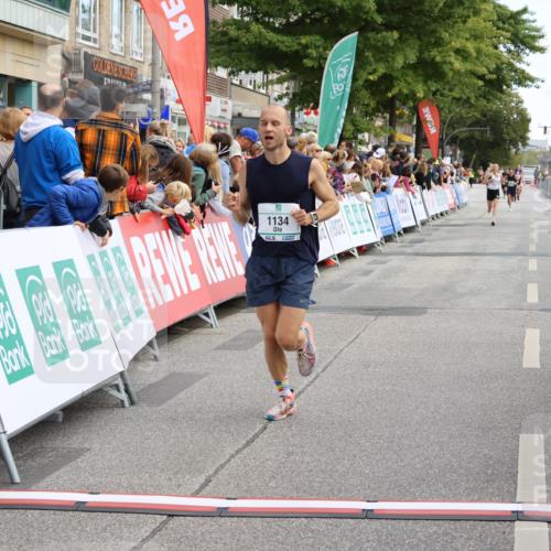 15.09.2024 - PSD Bank Halbmarathon Strokosch-Dieckow http://msf.ph/oto/7092440 15.09.2024 11:29:22 Ziel 443, 733, 736, 1071, 1079, 1095, 1112, 1134, 2620 meine-sportfotos.de