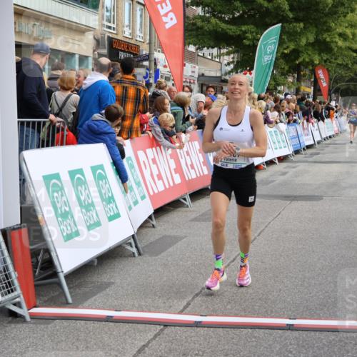 15.09.2024 - PSD Bank Halbmarathon Strokosch-Dieckow http://msf.ph/oto/7092473 15.09.2024 11:29:30 Ziel 736, 909, 1050, 1079, 1134, 2607, 2620 meine-sportfotos.de