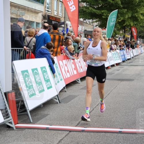 15.09.2024 - PSD Bank Halbmarathon Strokosch-Dieckow http://msf.ph/oto/7092476 15.09.2024 11:29:30 Ziel 736, 909, 1050, 1079, 1134, 2607, 2620 meine-sportfotos.de