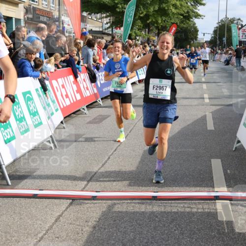 15.09.2024 - PSD Bank Halbmarathon Strokosch-Dieckow http://msf.ph/oto/7092544 15.09.2024 11:44:15 Ziel 717, 720, 950, 1196, 1246, 1250, 1272, 1304, 1334, 1398, 1411, 1457, 1721, 1771, 1909, 2482, 2967 meine-sportfotos.de