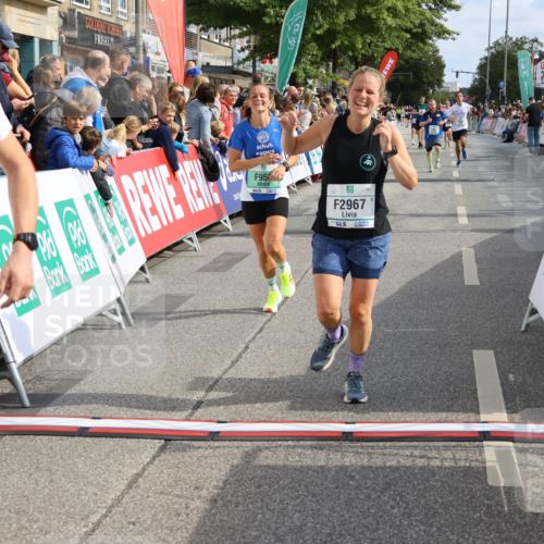15.09.2024 - PSD Bank Halbmarathon Strokosch-Dieckow http://msf.ph/oto/7092550 15.09.2024 11:44:15 Ziel 717, 720, 950, 1196, 1246, 1250, 1272, 1304, 1334, 1398, 1411, 1457, 1721, 1771, 1909, 2482, 2967 meine-sportfotos.de