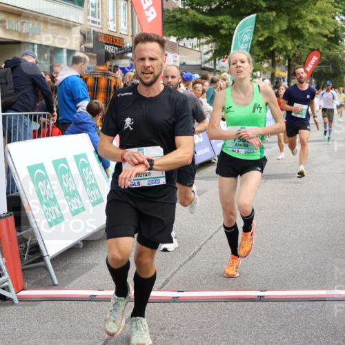 15.09.2024 - PSD Bank Halbmarathon Strokosch-Dieckow http://msf.ph/oto/7092587 15.09.2024 11:29:43 Ziel 702, 906, 909, 947, 1017, 1050, 1413, 1423, 2481, 2567, 2607 meine-sportfotos.de