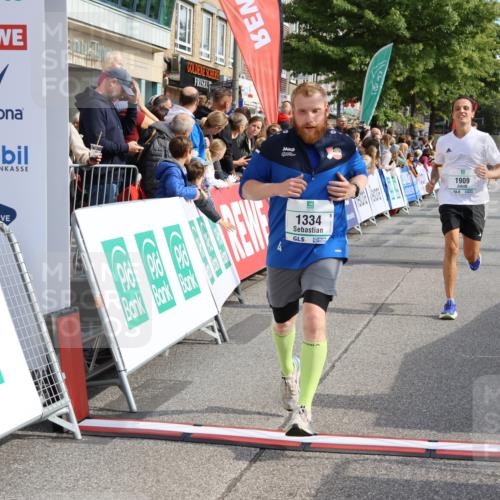 15.09.2024 - PSD Bank Halbmarathon Strokosch-Dieckow http://msf.ph/oto/7092595 15.09.2024 11:44:21 Ziel 717, 720, 950, 1196, 1246, 1250, 1256, 1275, 1334, 1398, 1771, 1909, 2482, 2556, 2967 meine-sportfotos.de