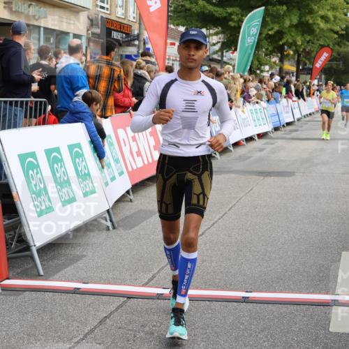 15.09.2024 - PSD Bank Halbmarathon Strokosch-Dieckow http://msf.ph/oto/7092604 15.09.2024 11:29:47 Ziel 702, 703, 906, 909, 947, 1017, 1050, 1413, 1423, 1991, 2481, 2567, 3512 meine-sportfotos.de