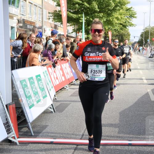 15.09.2024 - PSD Bank Halbmarathon Strokosch-Dieckow http://msf.ph/oto/7092612 15.09.2024 12:16:07 Ziel 985, 2007, 2055, 2123, 2289, 2294, 2855, 3509 meine-sportfotos.de