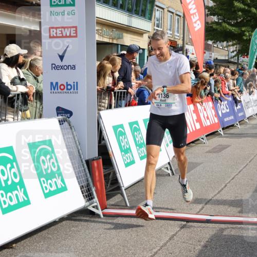 15.09.2024 - PSD Bank Halbmarathon Strokosch-Dieckow http://msf.ph/oto/7092615 15.09.2024 11:38:06 Ziel 932, 1136, 1177, 1234, 1742 meine-sportfotos.de