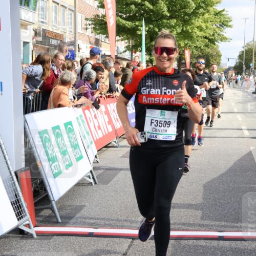 15.09.2024 - PSD Bank Halbmarathon Strokosch-Dieckow http://msf.ph/oto/7092621 15.09.2024 12:16:07 Ziel 985, 2007, 2055, 2123, 2289, 2294, 2855, 3509 meine-sportfotos.de