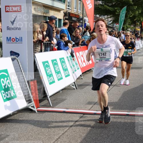 15.09.2024 - PSD Bank Halbmarathon Strokosch-Dieckow http://msf.ph/oto/7092623 15.09.2024 11:38:09 Ziel 932, 1136, 1177, 1742, 1922 meine-sportfotos.de