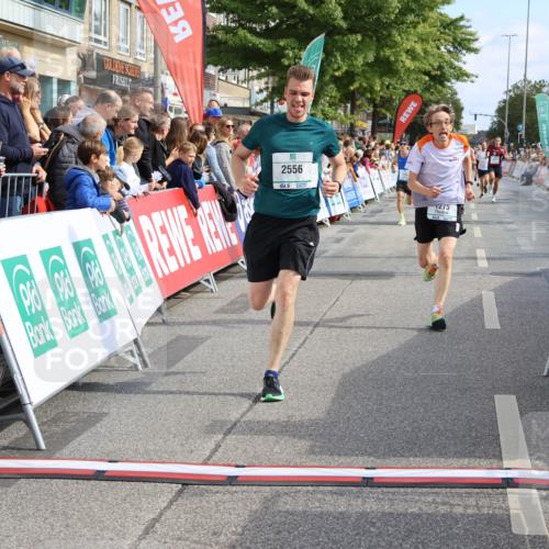 15.09.2024 - PSD Bank Halbmarathon Strokosch-Dieckow http://msf.ph/oto/7092625 15.09.2024 11:44:24 Ziel 720, 950, 1166, 1180, 1250, 1256, 1275, 1282, 1334, 1771, 1909, 2482, 2556, 2967 meine-sportfotos.de