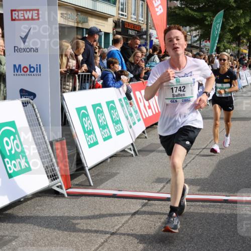 15.09.2024 - PSD Bank Halbmarathon Strokosch-Dieckow http://msf.ph/oto/7092627 15.09.2024 11:38:09 Ziel 932, 1136, 1177, 1742, 1922 meine-sportfotos.de