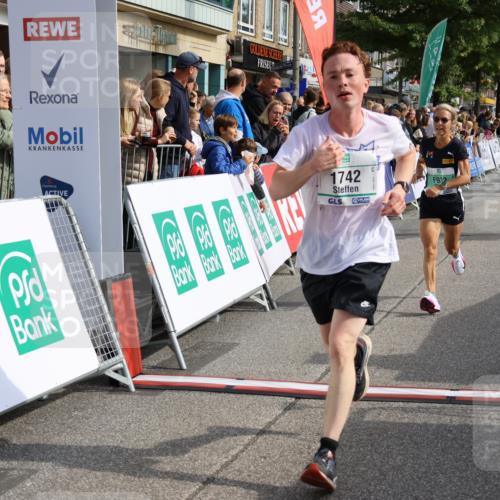 15.09.2024 - PSD Bank Halbmarathon Strokosch-Dieckow http://msf.ph/oto/7092630 15.09.2024 11:38:09 Ziel 932, 1136, 1177, 1742, 1922 meine-sportfotos.de