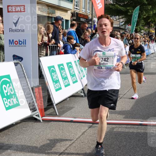 15.09.2024 - PSD Bank Halbmarathon Strokosch-Dieckow http://msf.ph/oto/7092633 15.09.2024 11:38:09 Ziel 932, 1136, 1177, 1742, 1922 meine-sportfotos.de