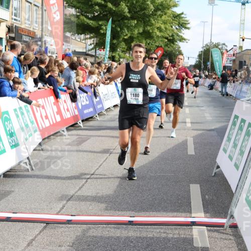 15.09.2024 - PSD Bank Halbmarathon Strokosch-Dieckow http://msf.ph/oto/7092678 15.09.2024 11:44:30 Ziel 962, 1166, 1180, 1256, 1275, 1282, 1334, 1389, 1628, 1909, 2496, 2556, 2667 meine-sportfotos.de