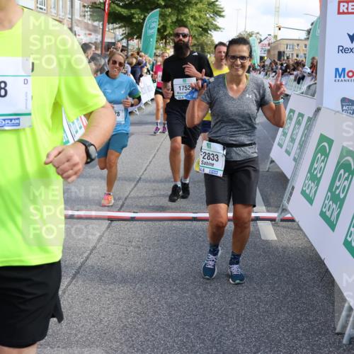 15.09.2024 - PSD Bank Halbmarathon Strokosch-Dieckow http://msf.ph/oto/7092701 15.09.2024 12:10:46 Ziel 1211, 1649, 1752, 1836, 1881, 2028, 2143, 2828, 2833, 2877, 2985, 3077, 3147, 3506, 3538 meine-sportfotos.de