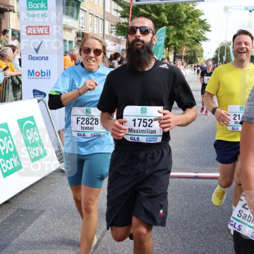 15.09.2024 - PSD Bank Halbmarathon Strokosch-Dieckow http://msf.ph/oto/7092738 15.09.2024 12:10:47 Ziel 1211, 1649, 1752, 1881, 2028, 2143, 2828, 2833, 2877, 2985, 3077, 3147, 3506, 3538 meine-sportfotos.de