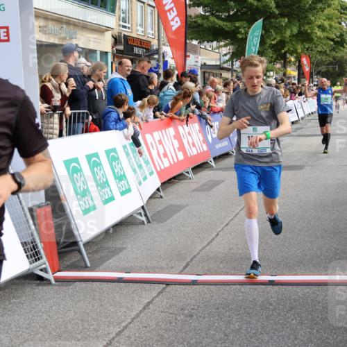 15.09.2024 - PSD Bank Halbmarathon Strokosch-Dieckow http://msf.ph/oto/7092739 15.09.2024 11:38:31 Ziel 764, 989, 1170, 1288, 1301, 1472, 1478 meine-sportfotos.de