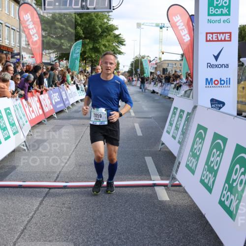 15.09.2024 - PSD Bank Halbmarathon Strokosch-Dieckow http://msf.ph/oto/7092784 15.09.2024 12:10:58 Ziel 1752, 1932, 2059, 2107, 2143, 2828, 3077, 3147, 3506 meine-sportfotos.de