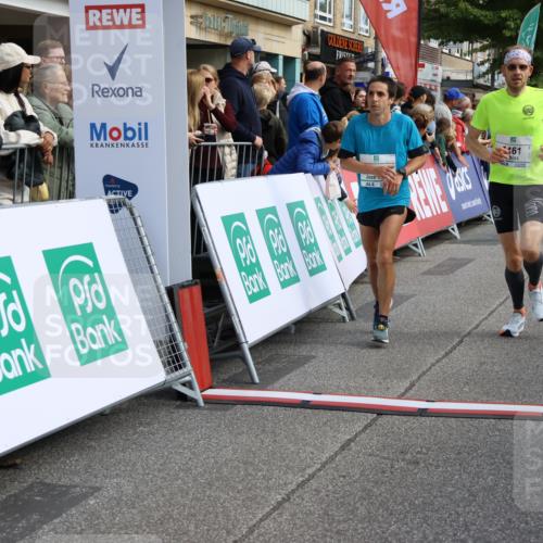 15.09.2024 - PSD Bank Halbmarathon Strokosch-Dieckow http://msf.ph/oto/7092804 15.09.2024 11:38:42 Ziel 764, 828, 903, 989, 1094, 1142, 1170, 1175, 1189, 1288, 1301, 1371, 1461, 2660 meine-sportfotos.de