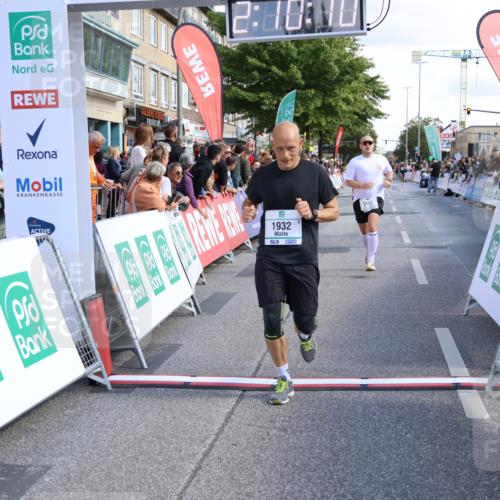 15.09.2024 - PSD Bank Halbmarathon Strokosch-Dieckow http://msf.ph/oto/7092805 15.09.2024 12:11:01 Ziel 1932, 1999, 2059, 2107, 2268, 3077, 3506 meine-sportfotos.de
