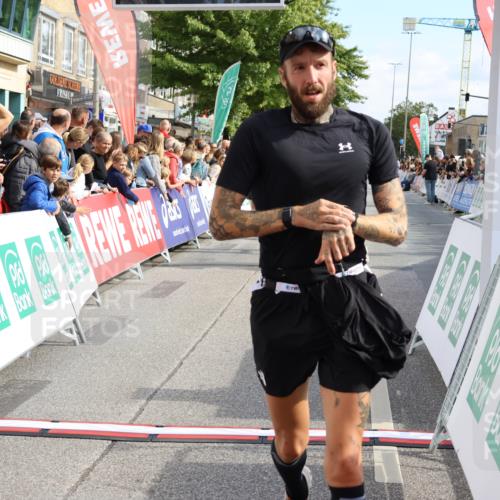 15.09.2024 - PSD Bank Halbmarathon Strokosch-Dieckow http://msf.ph/oto/7092809 15.09.2024 11:44:44 Ziel 442, 773, 962, 1179, 1206, 1227, 1282, 1317, 1389, 1450, 1583, 1628, 1806, 2496, 2554, 2667, 3515 meine-sportfotos.de