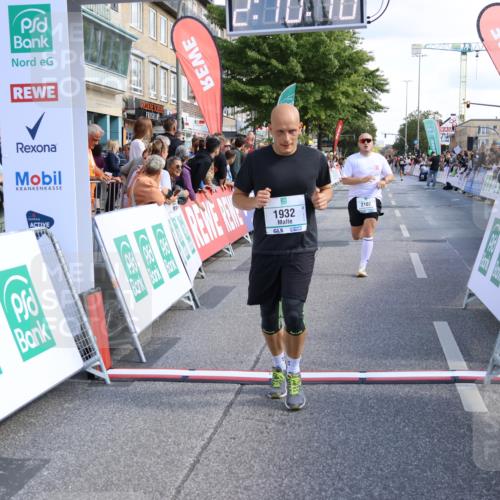 15.09.2024 - PSD Bank Halbmarathon Strokosch-Dieckow http://msf.ph/oto/7092813 15.09.2024 12:11:01 Ziel 1932, 1999, 2059, 2107, 2268, 3077, 3506 meine-sportfotos.de