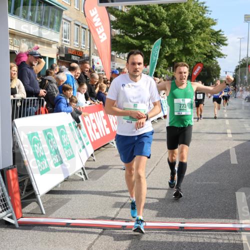 15.09.2024 - PSD Bank Halbmarathon Strokosch-Dieckow http://msf.ph/oto/7092822 15.09.2024 11:44:47 Ziel 442, 773, 962, 1179, 1206, 1227, 1317, 1450, 1583, 1806, 2496, 2554, 2667, 3515 meine-sportfotos.de