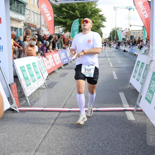 15.09.2024 - PSD Bank Halbmarathon Strokosch-Dieckow http://msf.ph/oto/7092824 15.09.2024 12:11:03 Ziel 1932, 1999, 2059, 2107, 2268, 3077 meine-sportfotos.de