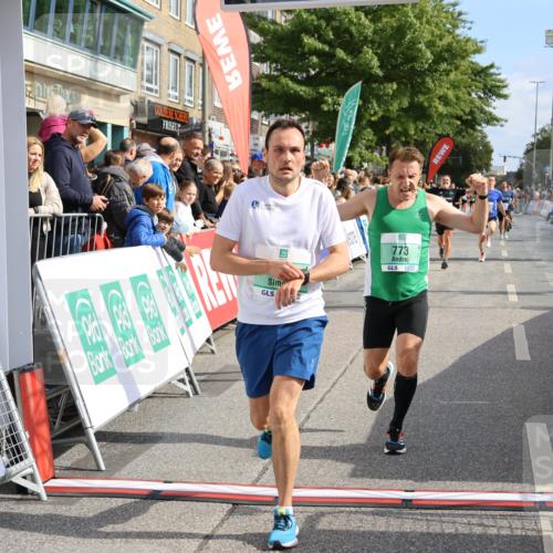 15.09.2024 - PSD Bank Halbmarathon Strokosch-Dieckow http://msf.ph/oto/7092830 15.09.2024 11:44:47 Ziel 442, 773, 962, 1179, 1206, 1227, 1317, 1450, 1583, 1806, 2496, 2554, 2667, 3515 meine-sportfotos.de