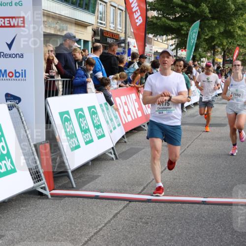 15.09.2024 - PSD Bank Halbmarathon Strokosch-Dieckow http://msf.ph/oto/7092831 15.09.2024 11:38:46 Ziel 764, 828, 903, 989, 1094, 1142, 1170, 1175, 1189, 1371, 1461, 2485, 2660 meine-sportfotos.de