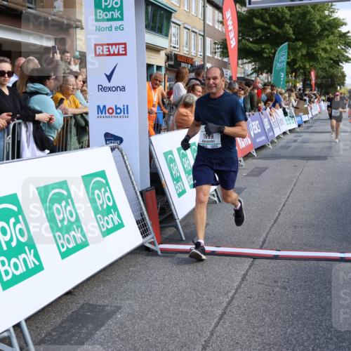 15.09.2024 - PSD Bank Halbmarathon Strokosch-Dieckow http://msf.ph/oto/7092839 15.09.2024 12:11:09 Ziel 1932, 1999, 2059, 2107, 2268, 2455, 2940 meine-sportfotos.de