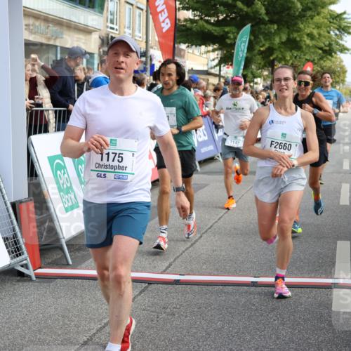 15.09.2024 - PSD Bank Halbmarathon Strokosch-Dieckow http://msf.ph/oto/7092840 15.09.2024 11:38:47 Ziel 764, 828, 903, 935, 989, 1094, 1142, 1170, 1175, 1189, 1371, 1461, 2485, 2660 meine-sportfotos.de