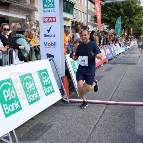 15.09.2024 - PSD Bank Halbmarathon Strokosch-Dieckow http://msf.ph/oto/7092848 15.09.2024 12:11:09 Ziel 1932, 1999, 2059, 2107, 2268, 2455, 2940 meine-sportfotos.de