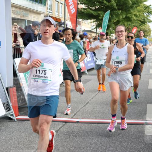 15.09.2024 - PSD Bank Halbmarathon Strokosch-Dieckow http://msf.ph/oto/7092849 15.09.2024 11:38:47 Ziel 764, 828, 903, 935, 989, 1094, 1142, 1170, 1175, 1189, 1371, 1461, 2485, 2660 meine-sportfotos.de